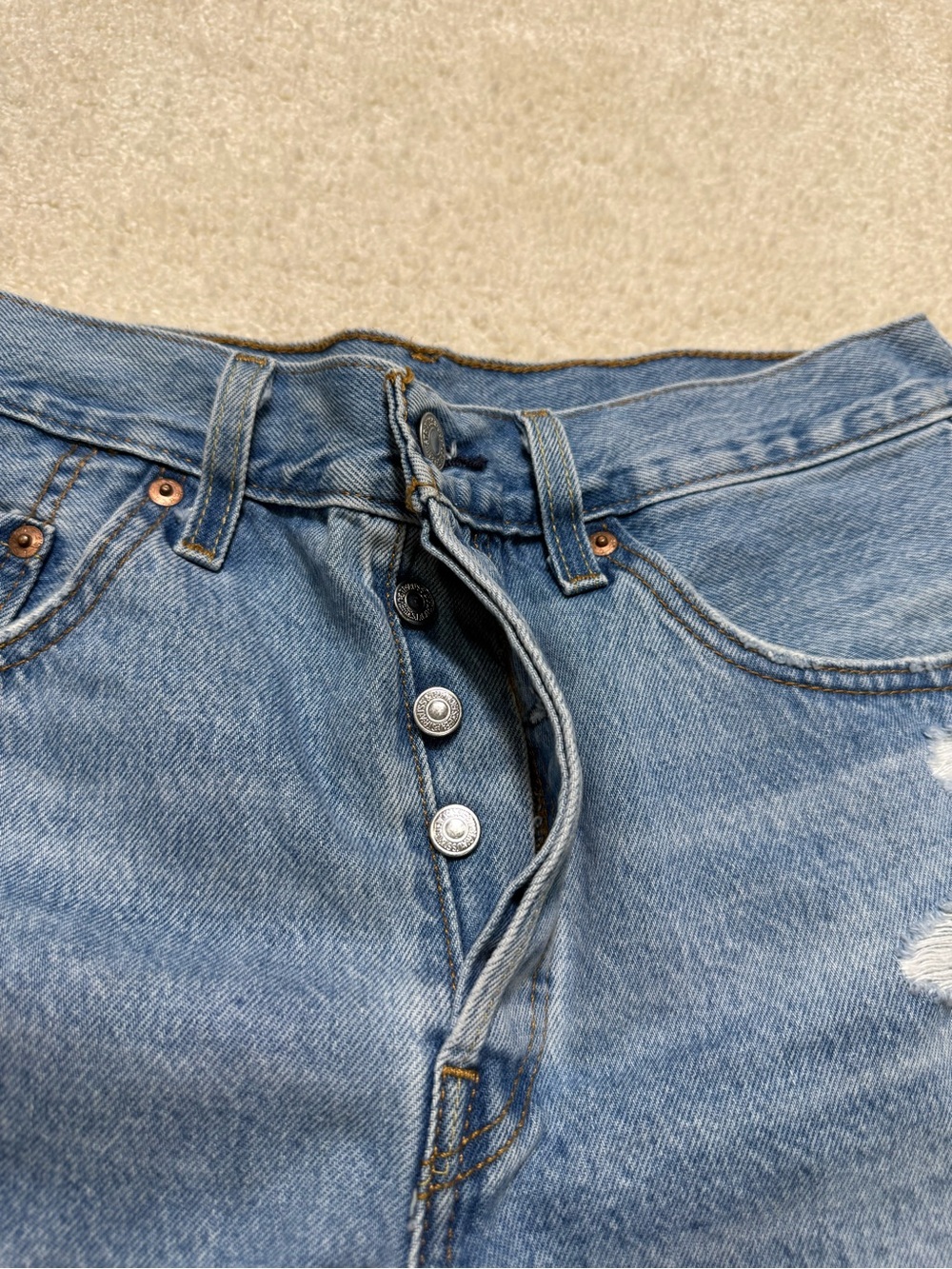 Levi’s 501 Distressed Blue Denim Jean Cutoff Raw Hem Shorts Size 30 10 - Picture 3 of 6